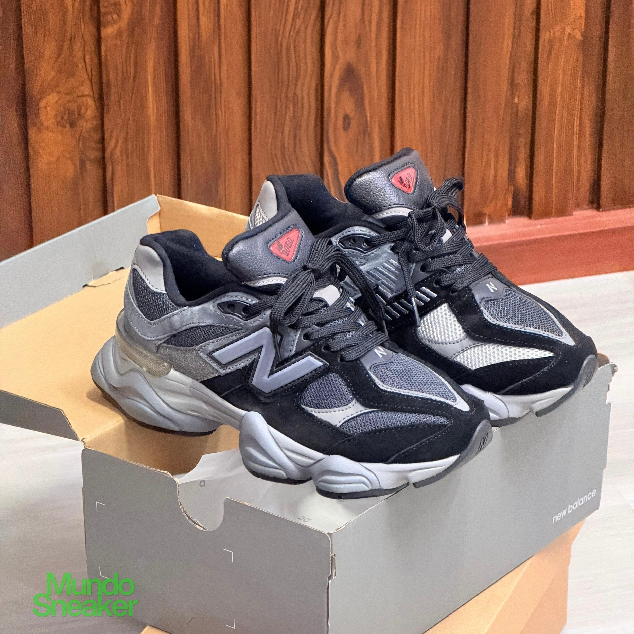 NEW BALANCE 9060 GRIS NEGRA