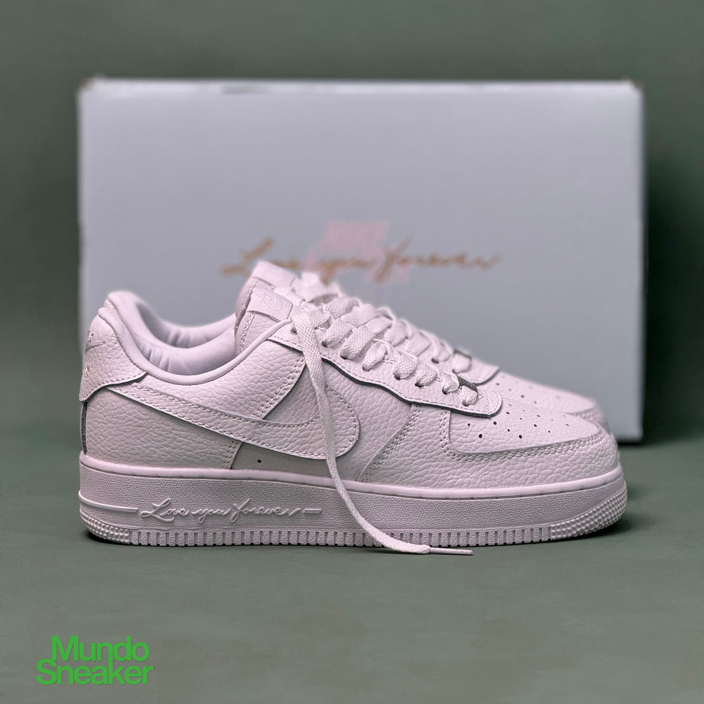 NIKE AIR FORCE ONE DRAKE