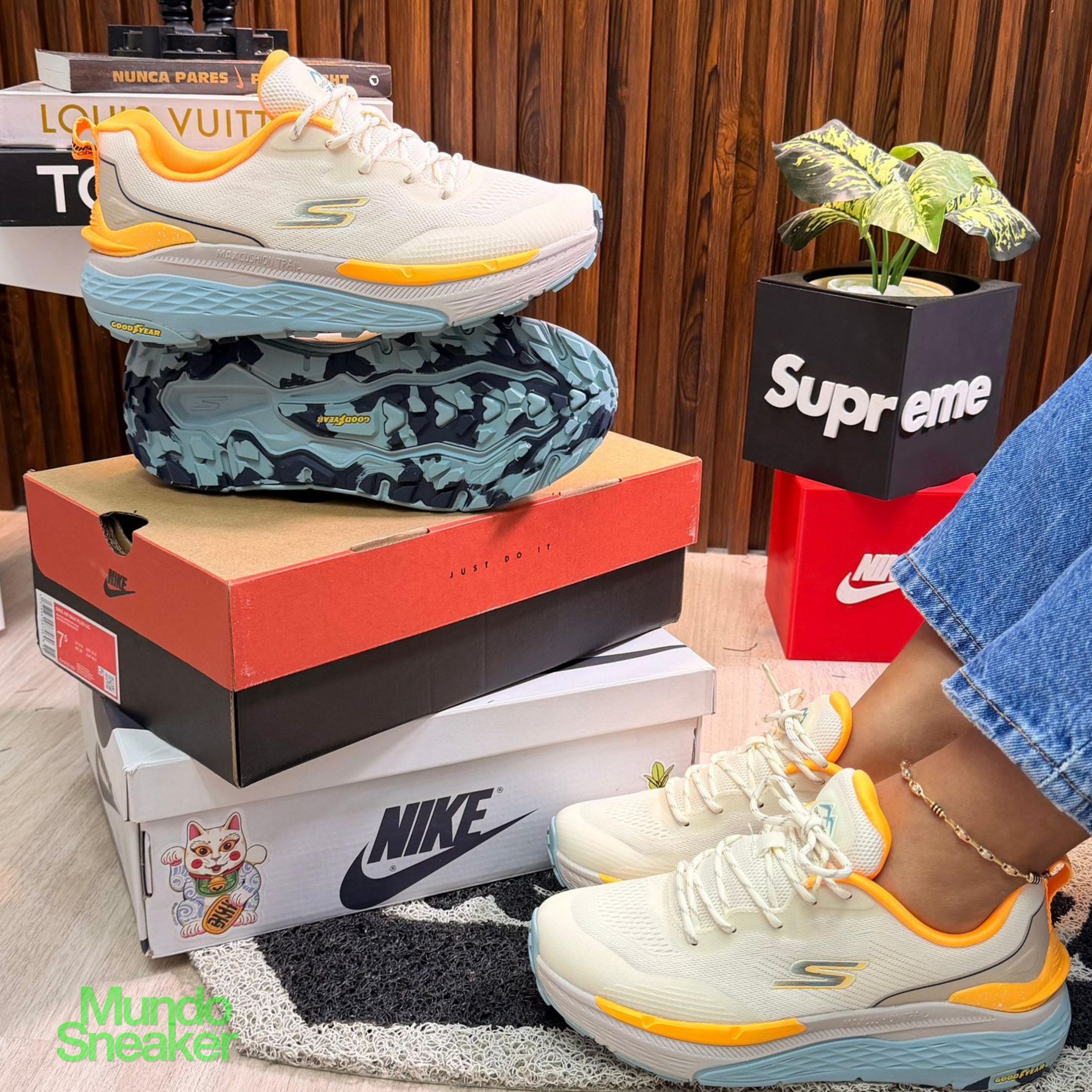 SKECHER CUSHION PREMIUN AMARILLA